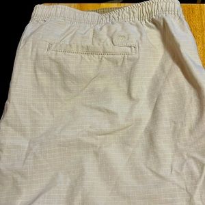 Men’s khaki shorts to string sea photographs for condition size 44